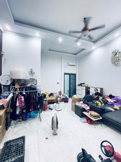 NHà Đường 19/5 Sát phố nhiều tiện ích gần trường chợ trung tâm