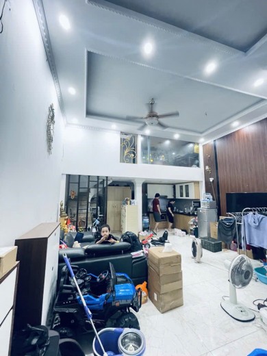 NHà Đường 19/5 Sát phố nhiều tiện ích gần trường chợ trung tâm