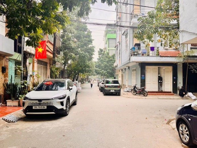 Nhà đẹp Phân Lô  vị trí hiếm Chiến thắng văn quán hà đông giá tốt