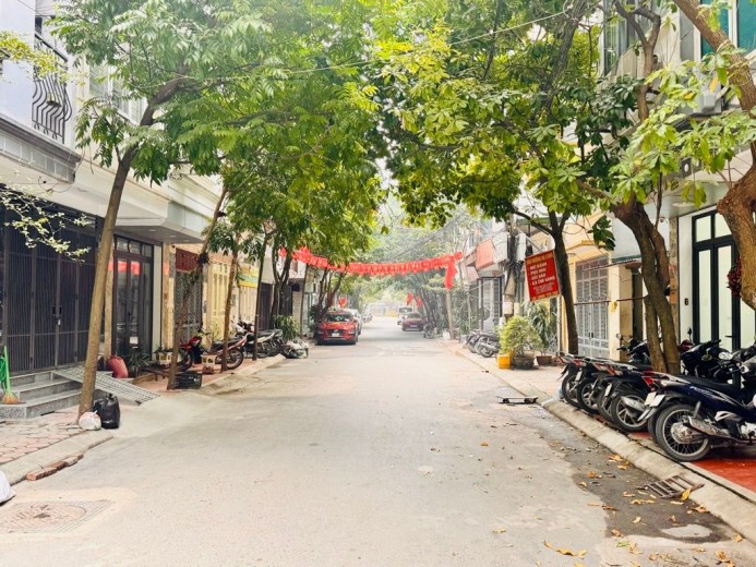 Nhà đẹp Phân Lô  vị trí hiếm Chiến thắng văn quán hà đông giá tốt