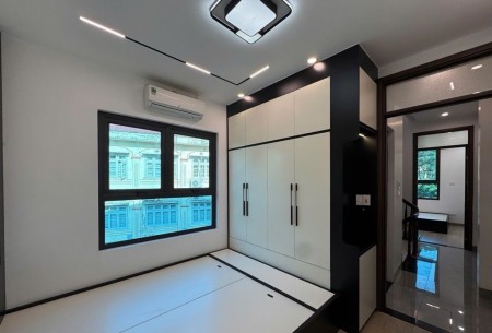 Nguyễn Công Trứ - Văn quán 5 tầng đẹp lung linh ô tô đỗ cửa cách phố 15m